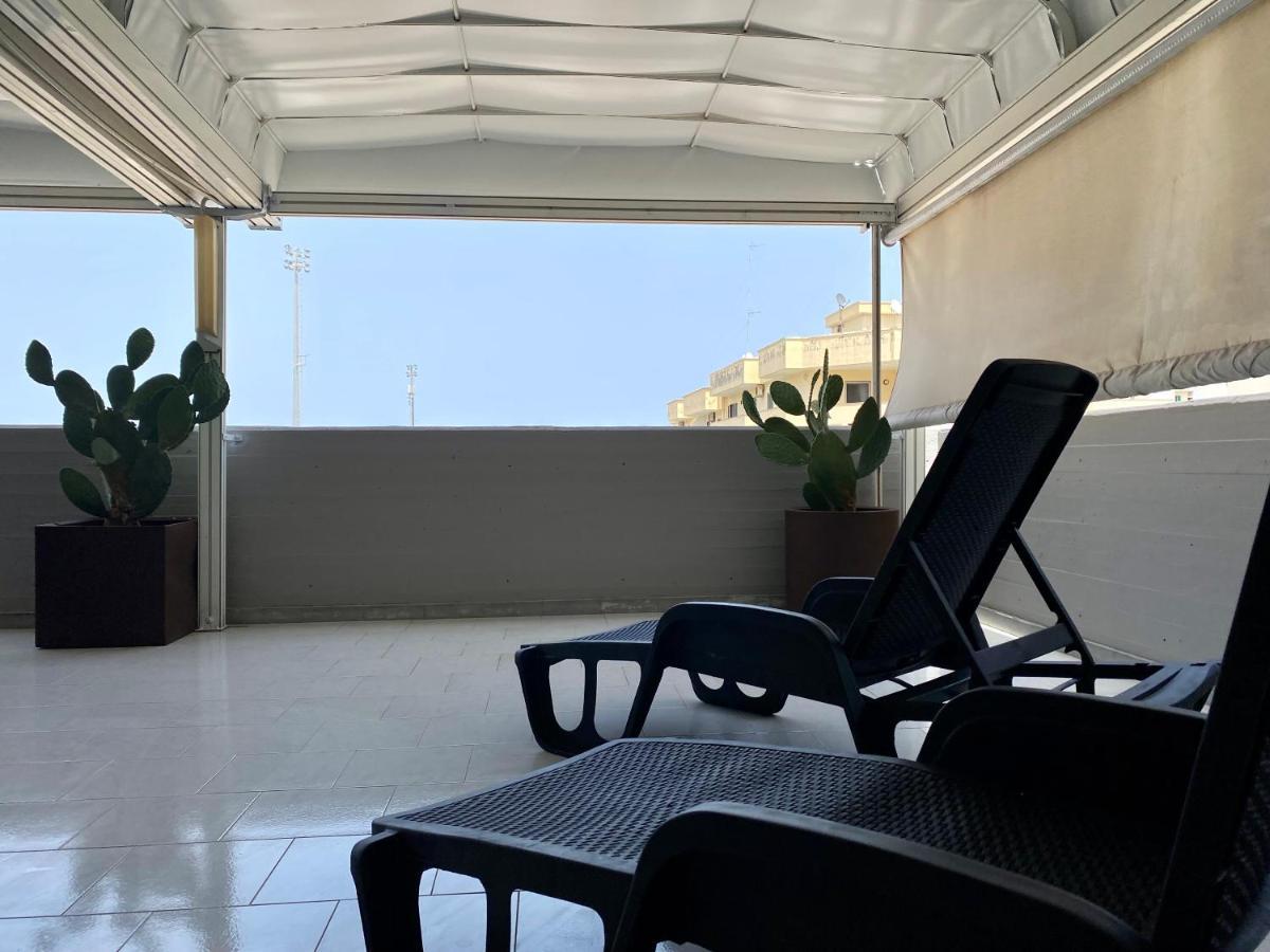 Bella Luna Apulian Living - Puglia Mia Apartments モノーポリ エクステリア 写真