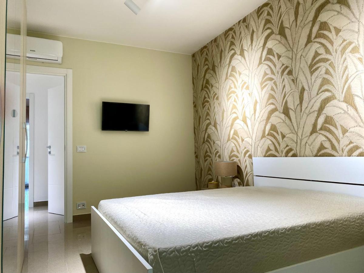 Bella Luna Apulian Living - Puglia Mia Apartments モノーポリ エクステリア 写真