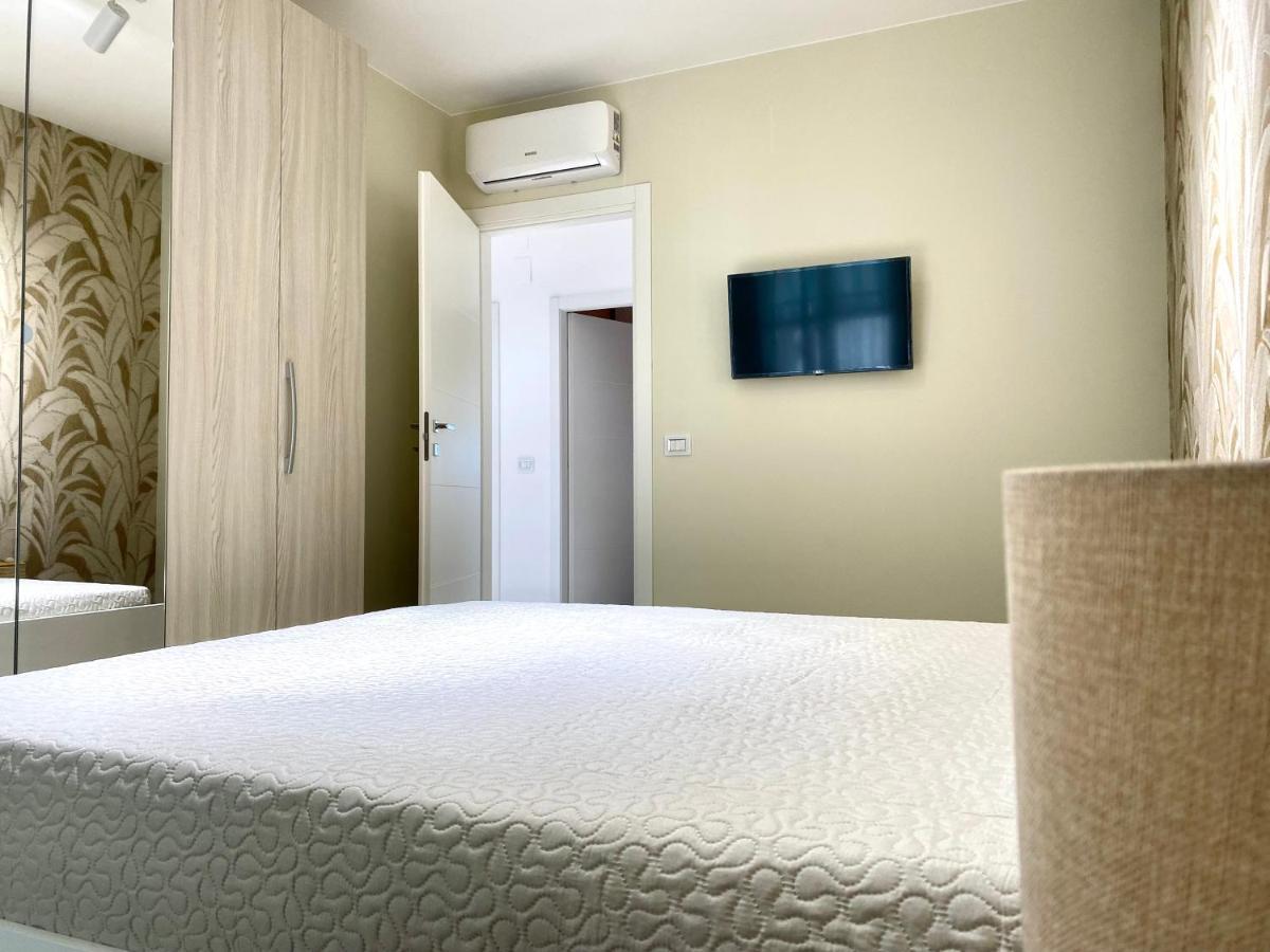 Bella Luna Apulian Living - Puglia Mia Apartments モノーポリ エクステリア 写真
